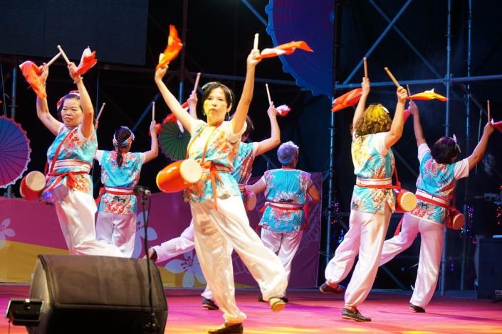 阿公阿嬤健康活力show  用熱情點亮台灣國際客家文化嘉年華